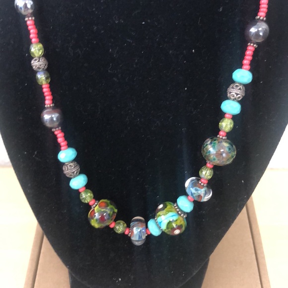 Vintage personalize decorative beaded necklace.SOLD - Picture 3 of 4